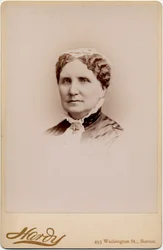 Mary Ashton Rice Livermore (1820-1905), reformadora, escritora, sirvió en la Comisión Sanitaria durante la Guerra Civil, defensora de los Derechos de las Mujeres; foto de A N Hardy, Boston